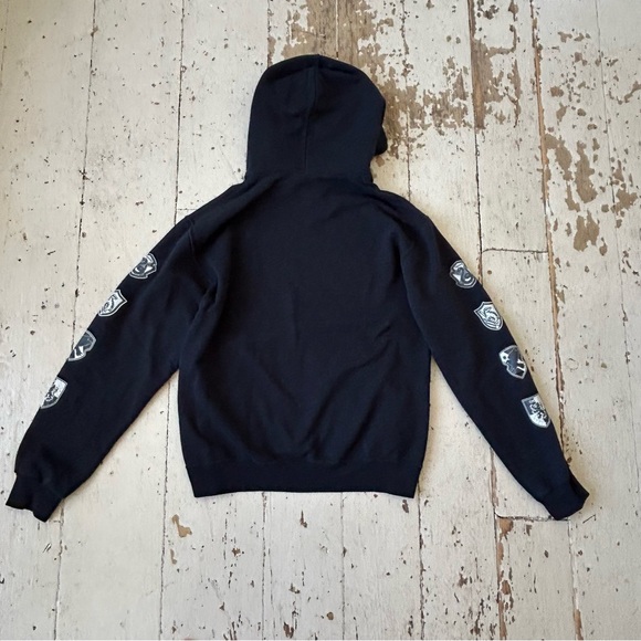 Harry Potter Hogwart's Hooded Pullover Sweatshirt - Picture 8 of 13